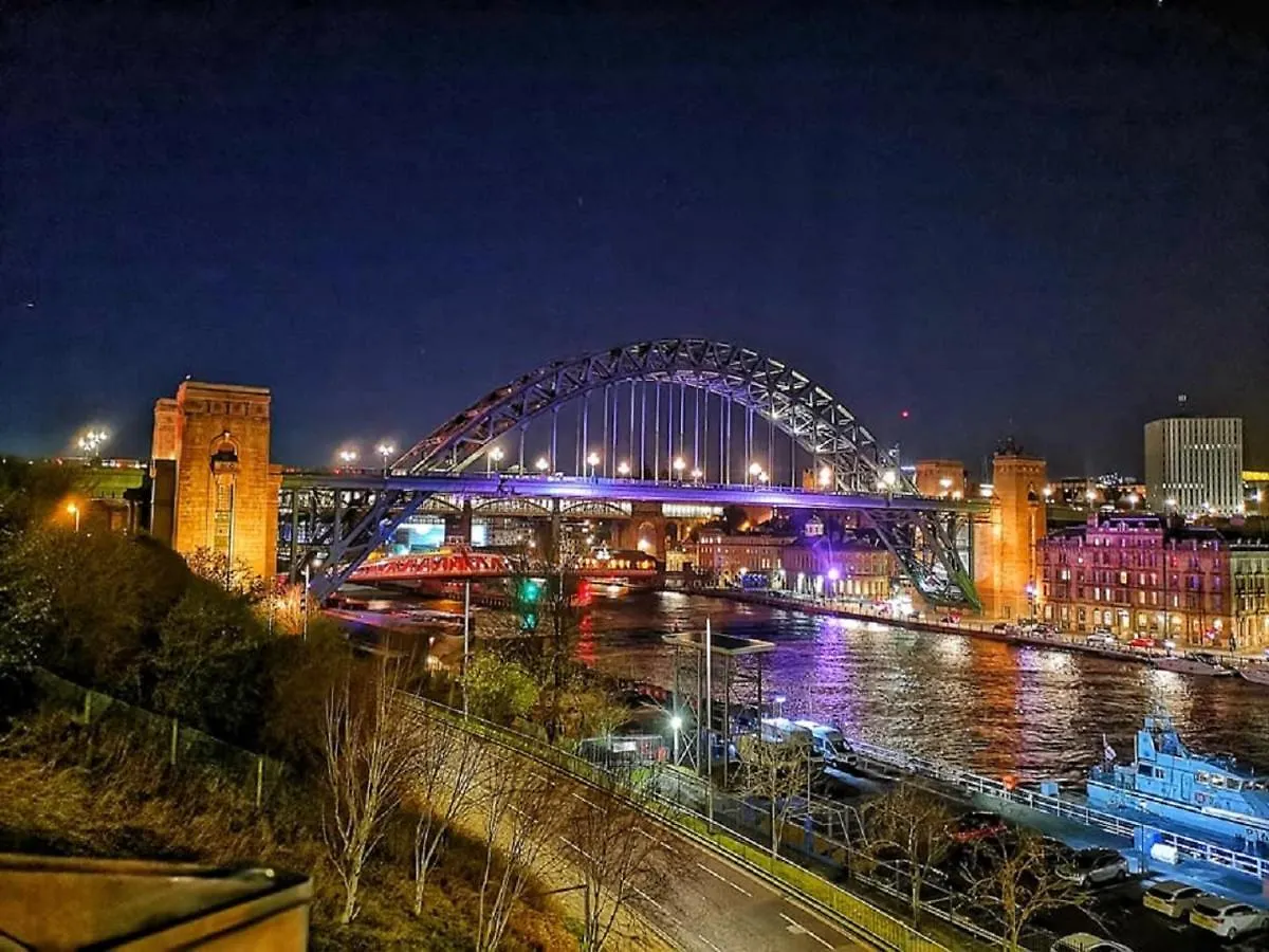 Week2Week Spacious 1Br Newcastle Apartment
